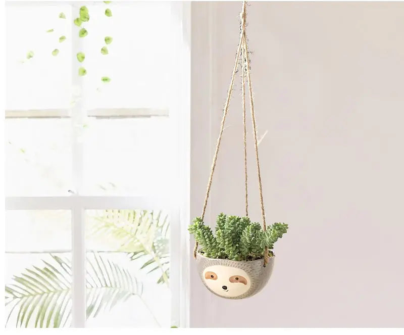 Swinging Sloth Ceramic Hanging Plant Pot – Cute & Quirky Planter for Scindapsus, Spider Plants & More! 🦥🌿