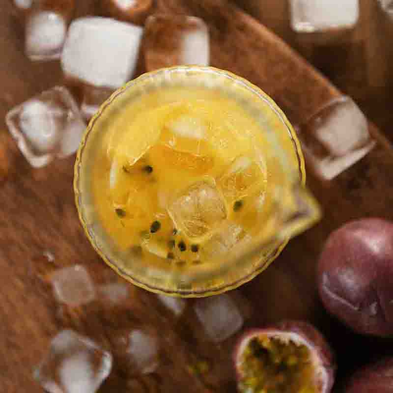 Ensemble de verres à boire avec pichet en verre ondulé