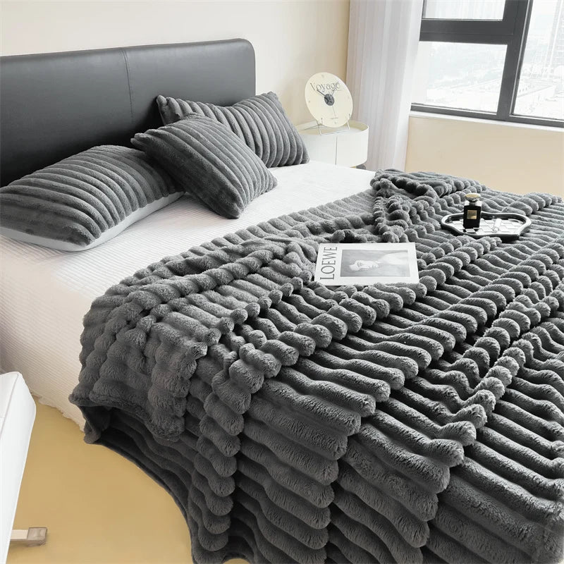 🧶The Cozy Companion: Solid Wide-Stripe Multifunctional Blanket