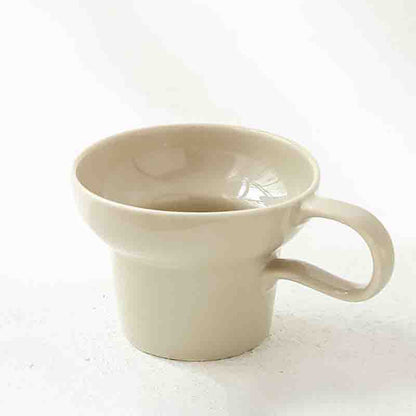 Vintage Charm Ceramic Mug - Wide, Elegant Design for Your Favorite Drinks